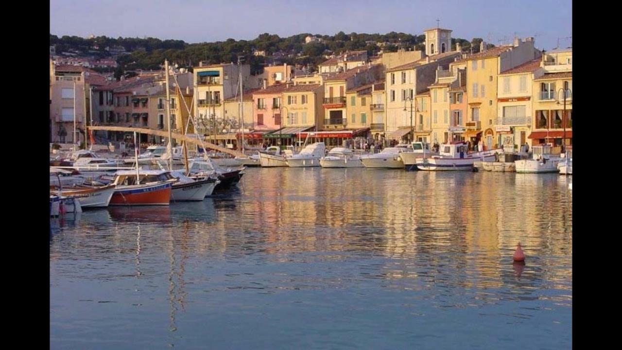 Appart Port Cassis Village Parking Buitenkant foto